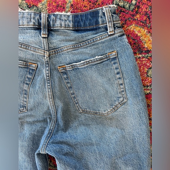 Abercrombie & Fitch | Women’s medium blue Curve Love The Dad High Rise Jeans, 27 - Picture 4 of 15